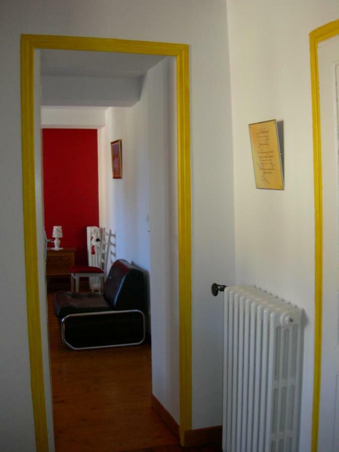 Sous La Glycine Bed & Breakfast Mielan Luaran gambar
