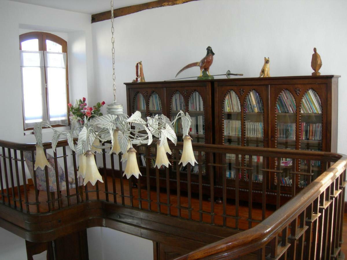 Sous La Glycine Bed & Breakfast Mielan Luaran gambar