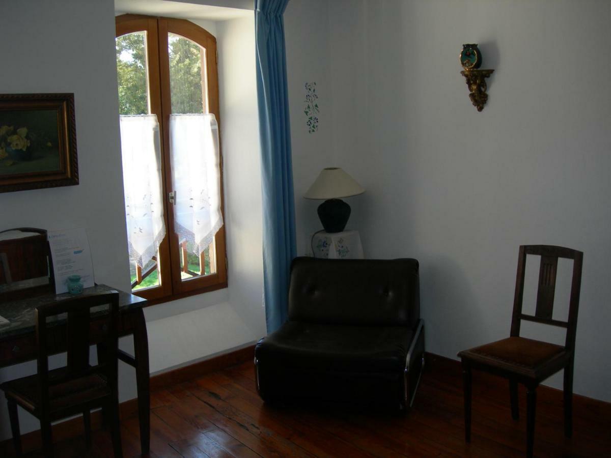 Sous La Glycine Bed & Breakfast Mielan Luaran gambar