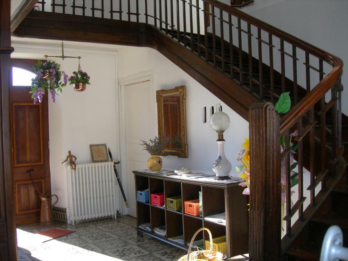 Sous La Glycine Bed & Breakfast Mielan Luaran gambar