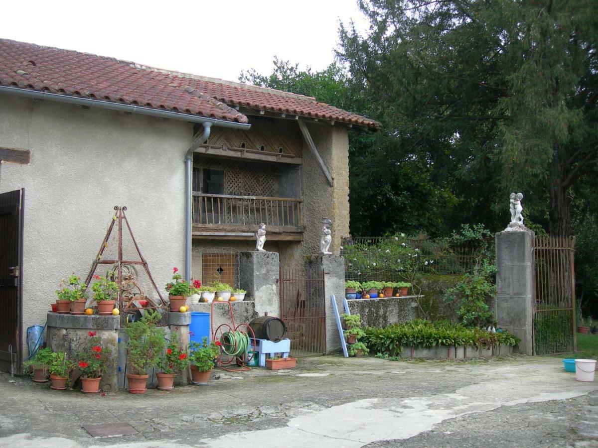 Sous La Glycine Bed & Breakfast Mielan Luaran gambar