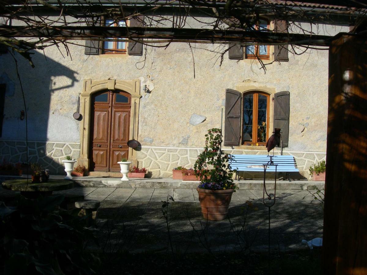 Sous La Glycine Bed & Breakfast Mielan Luaran gambar